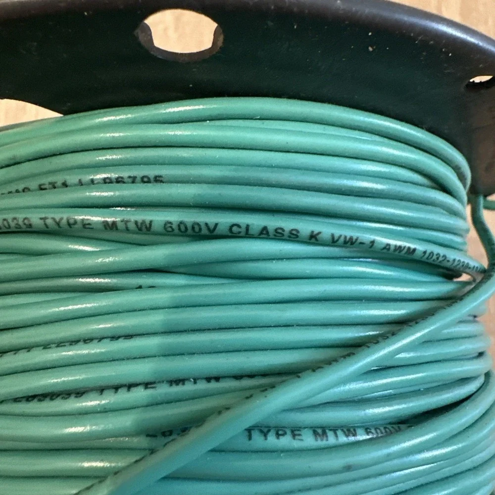 18 AWG (UL) EE83039 Type MTW 600V Class K VW-1. 500 FEET. Resignations 300+